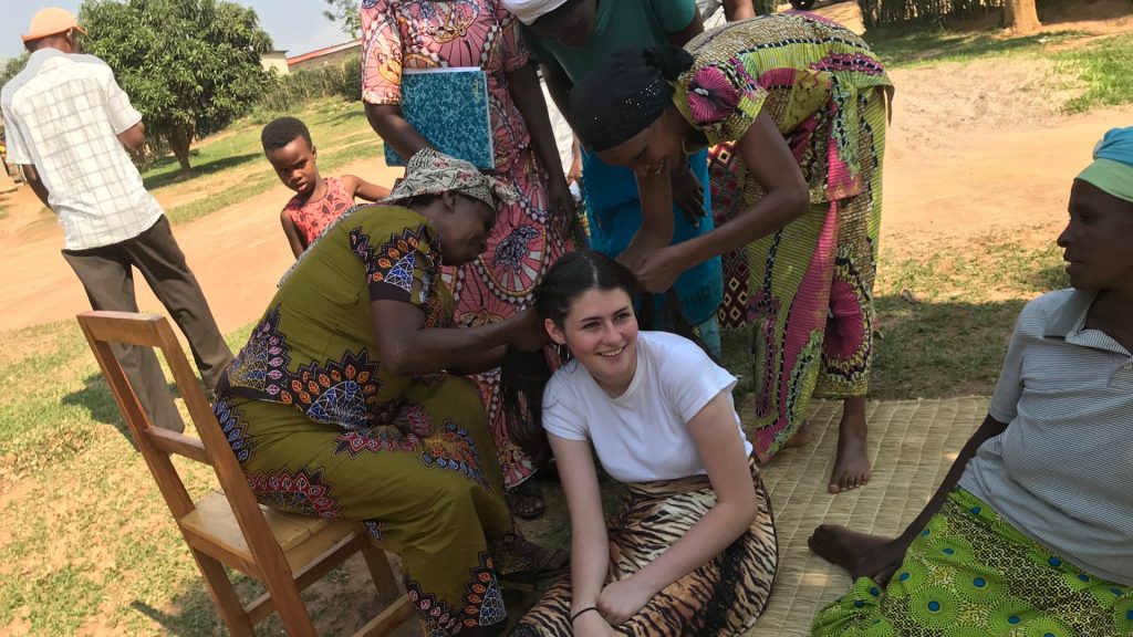 Cultural tour for female travelers